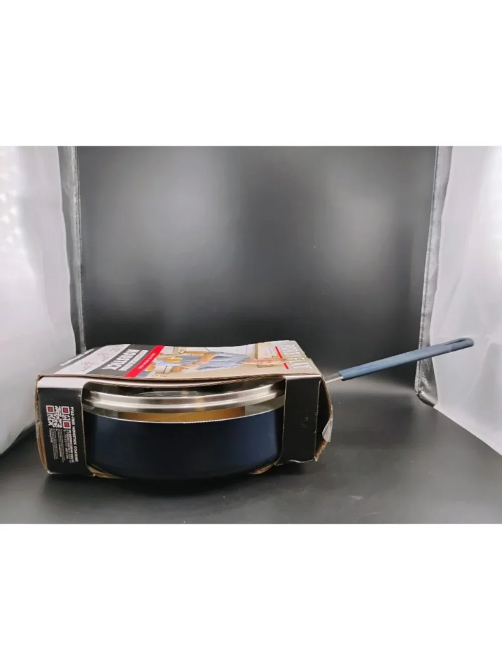 Bobby Flay Professional Grade Nonstick Ceramic 4.5-Qt Sauté Pan